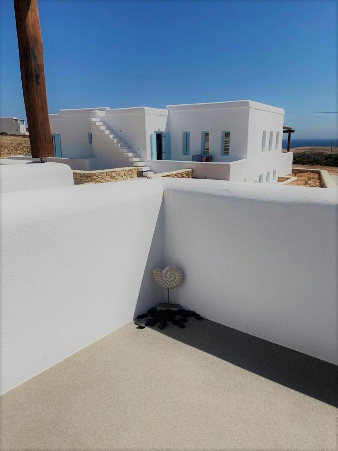 Blue Harpist Villas Koufonisia Exterior photo